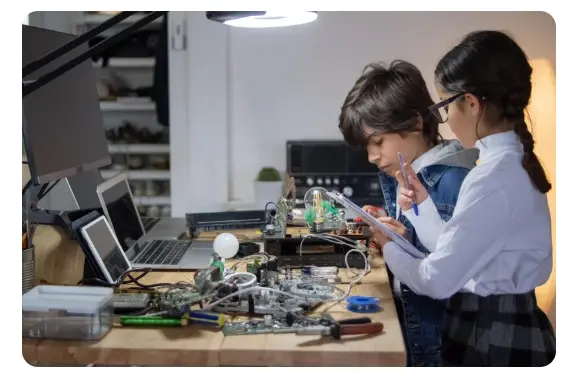Mengenal Pengembangan Perangkat Lunak dan Gim, Peluang Besar di Era Digital Mengenal Pengembangan Perangkat Lunak dan Gim, Peluang Besar di Era Digital