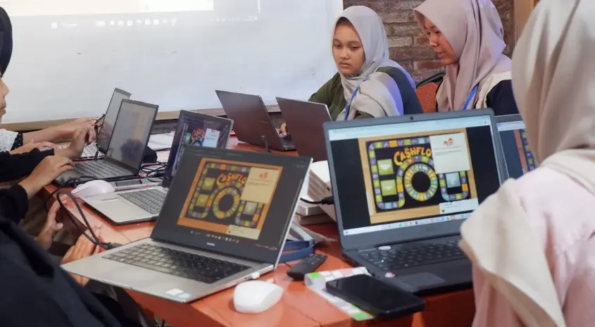 https://indito.id/blog/news-2/pembukaan-pkl-coding-hari-ketiga-di-pt-indito-pembagian-tugas-berdasarkan-potensi-dan-minat-peserta-84